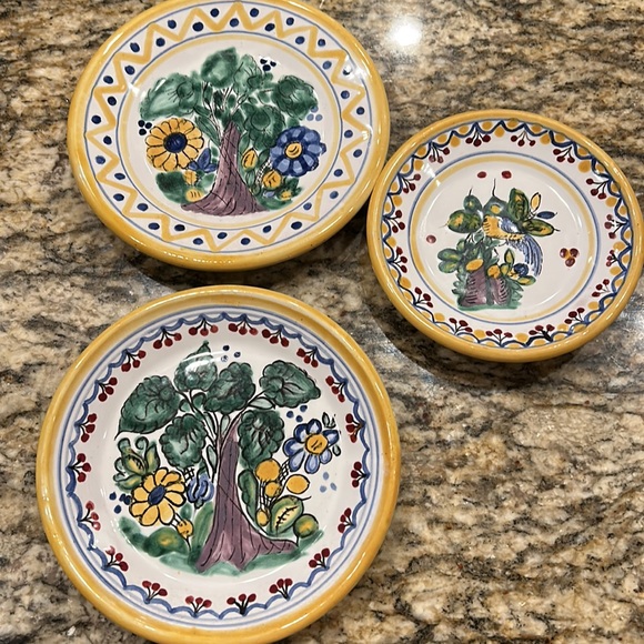 Vintage wall plates 3